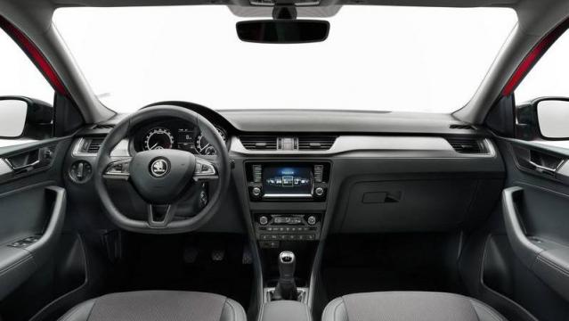 Skoda Nuova Rapid Spaceback interni