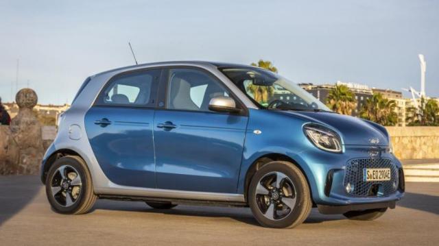 Smart EQ ForFour lato