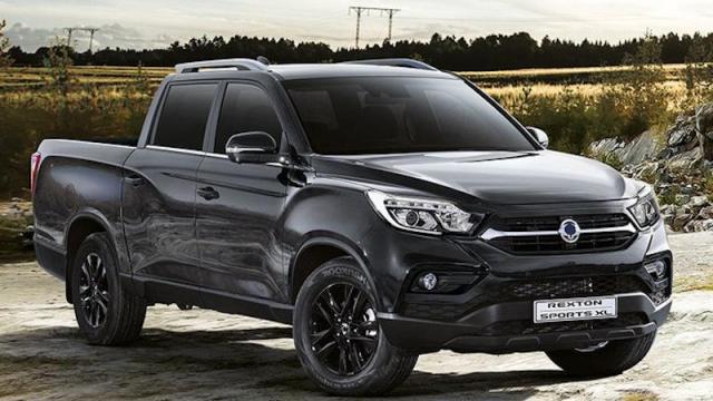 SsangYong Rexton Sports tre quarti anteriore 1