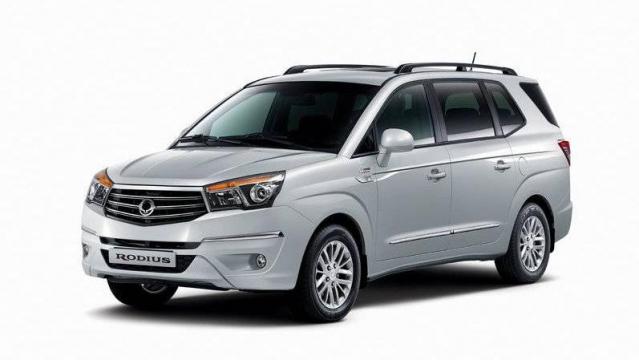 SsangYong Rodius 1