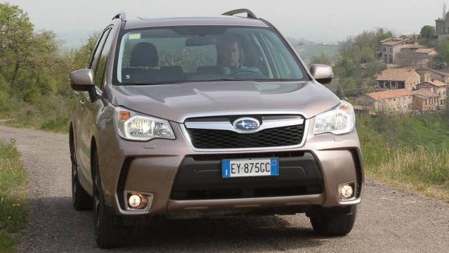 Subaru Forester anteriore