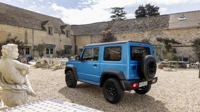 Suzuki Jimny Pro posteriore
