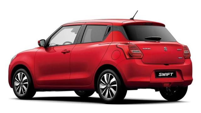 Suzuki Swift tre quarti posteriore