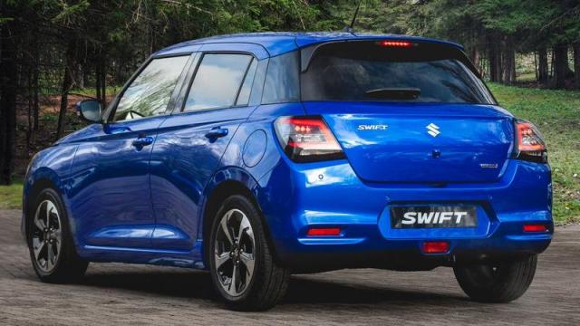 Suzuki Nuova Swift Hybrid posteriore