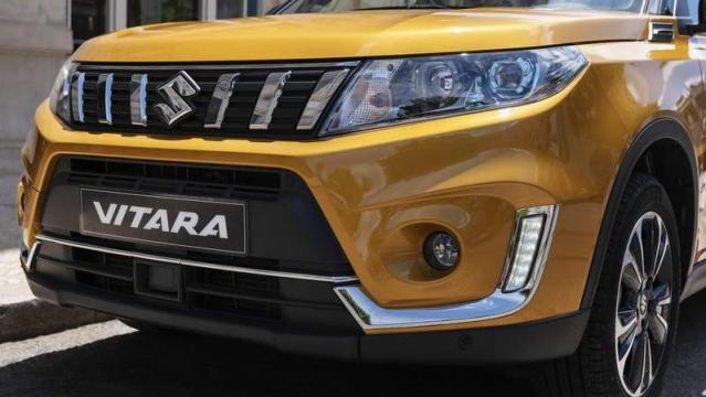 Suzuki Vitara 2018 griglia anteriore