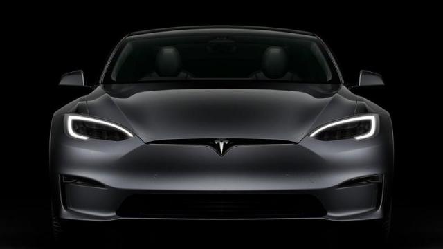 Tesla Model S 1