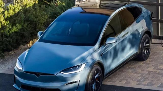 Tesla Model x frontale