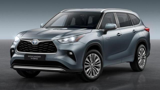 Toyota Nuovo Highlander tre quarti anteriore