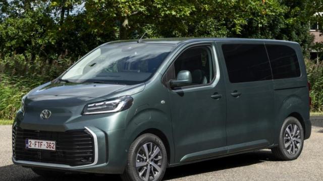 Toyota Proace Verso strada