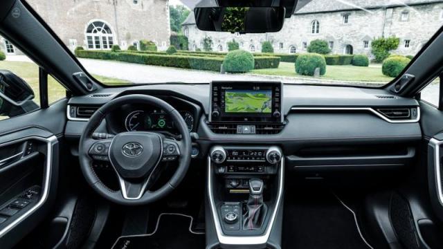 Toyota Nuovo RAV4 Plug-in interni