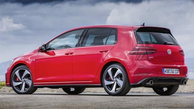 Volkswagen Golf GTI posteriore