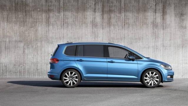 Volkswagen Touran 2