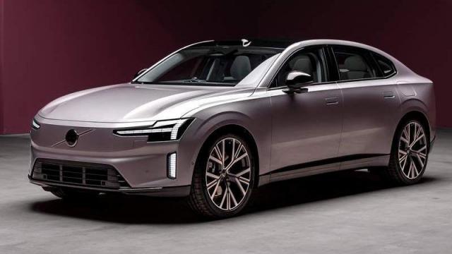 Volvo ES90 anteriore