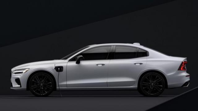 Volvo S60 Recharge profilo