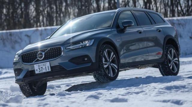 Volvo V60 Cross Country ambiente