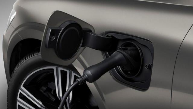 Volvo V60 Recharge