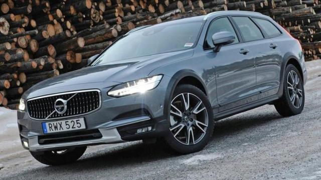 Volvo V90 Cross Country ambiente