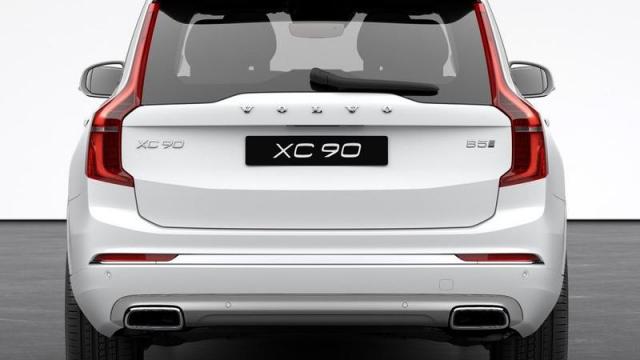 Volvo XC90 Recharge posteriore